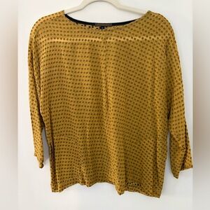 Modaspia Ochre and woven black patterned Top, 100% Silk, size Small, EUC